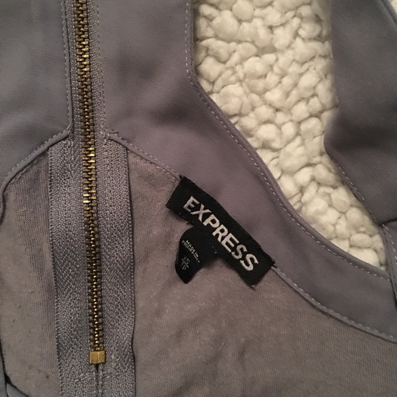 Gray tank - Picture 5 of 5